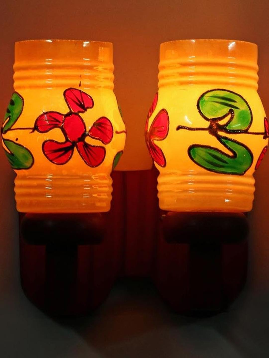 Somil Premium Designer Glass Wall / Night Lamp  Elegant & Stylish Dcor Accent for Modern Interiors, color- Cream, Size, 28 X 24 X 29.5 CM