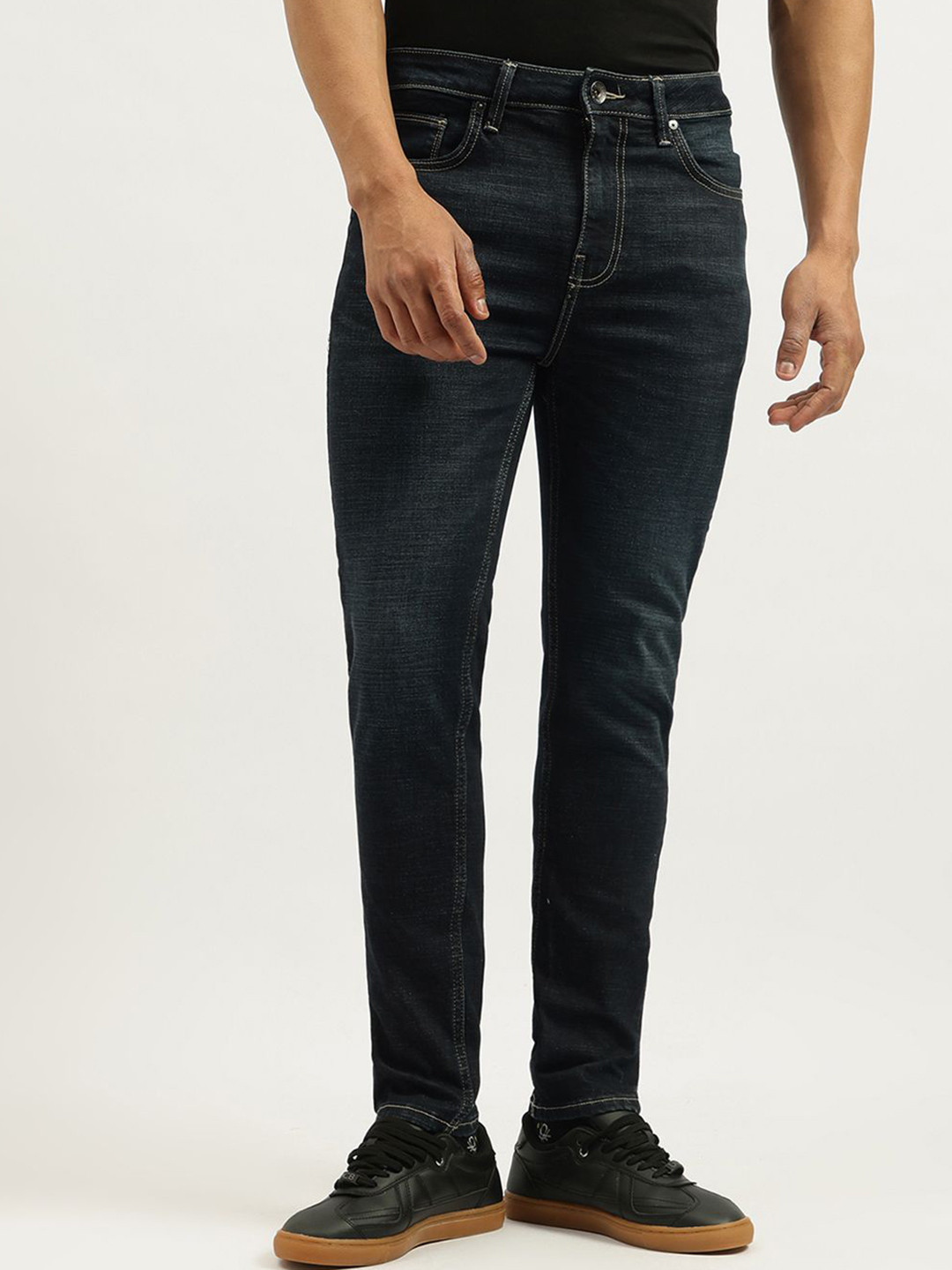 United Colors of Benetton Men Slim Fit Mid-Rise Dark Wash Jeans