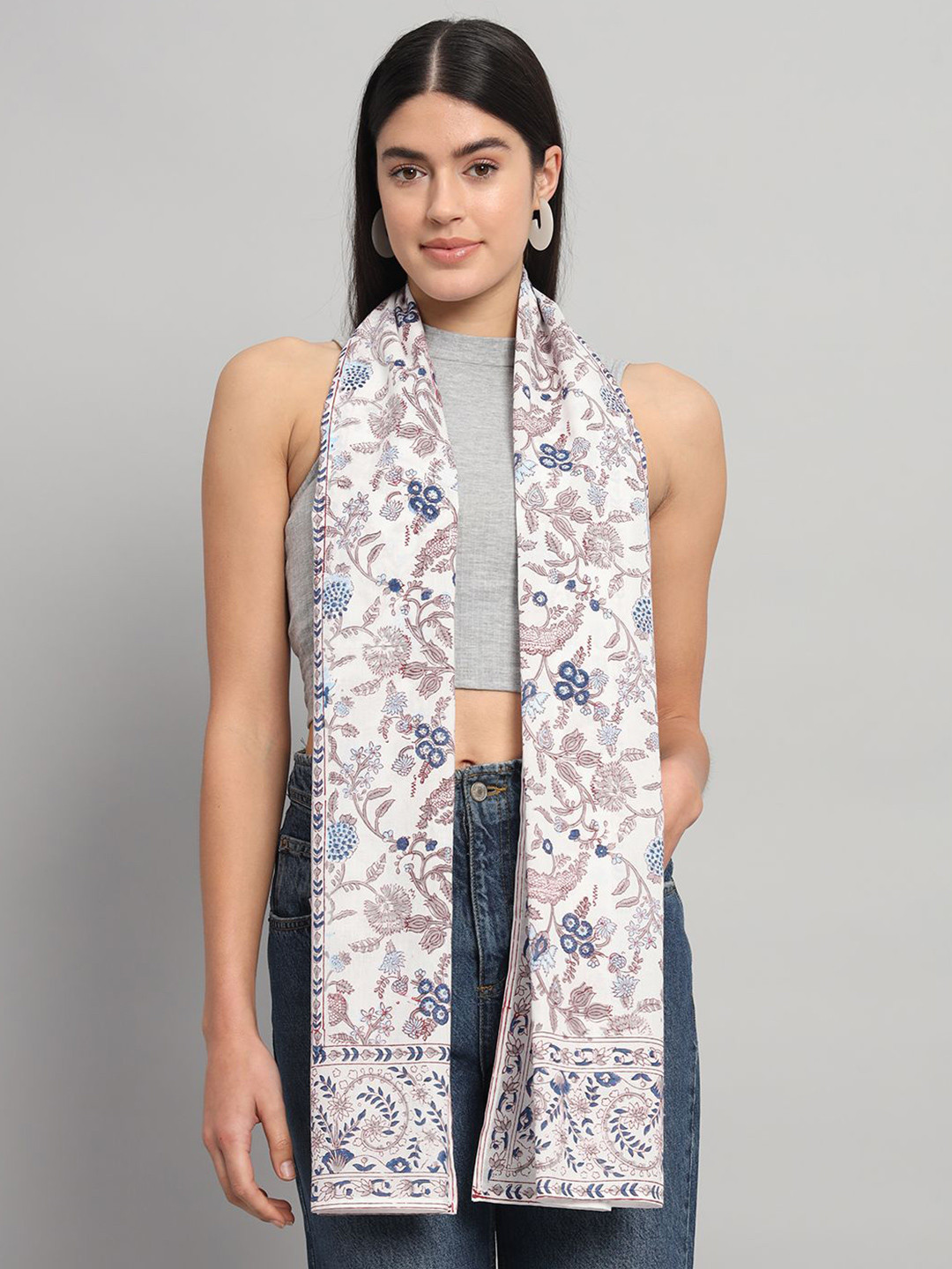 Ravaiyaa Women Hand Block Floral Printed Cotton Scarf