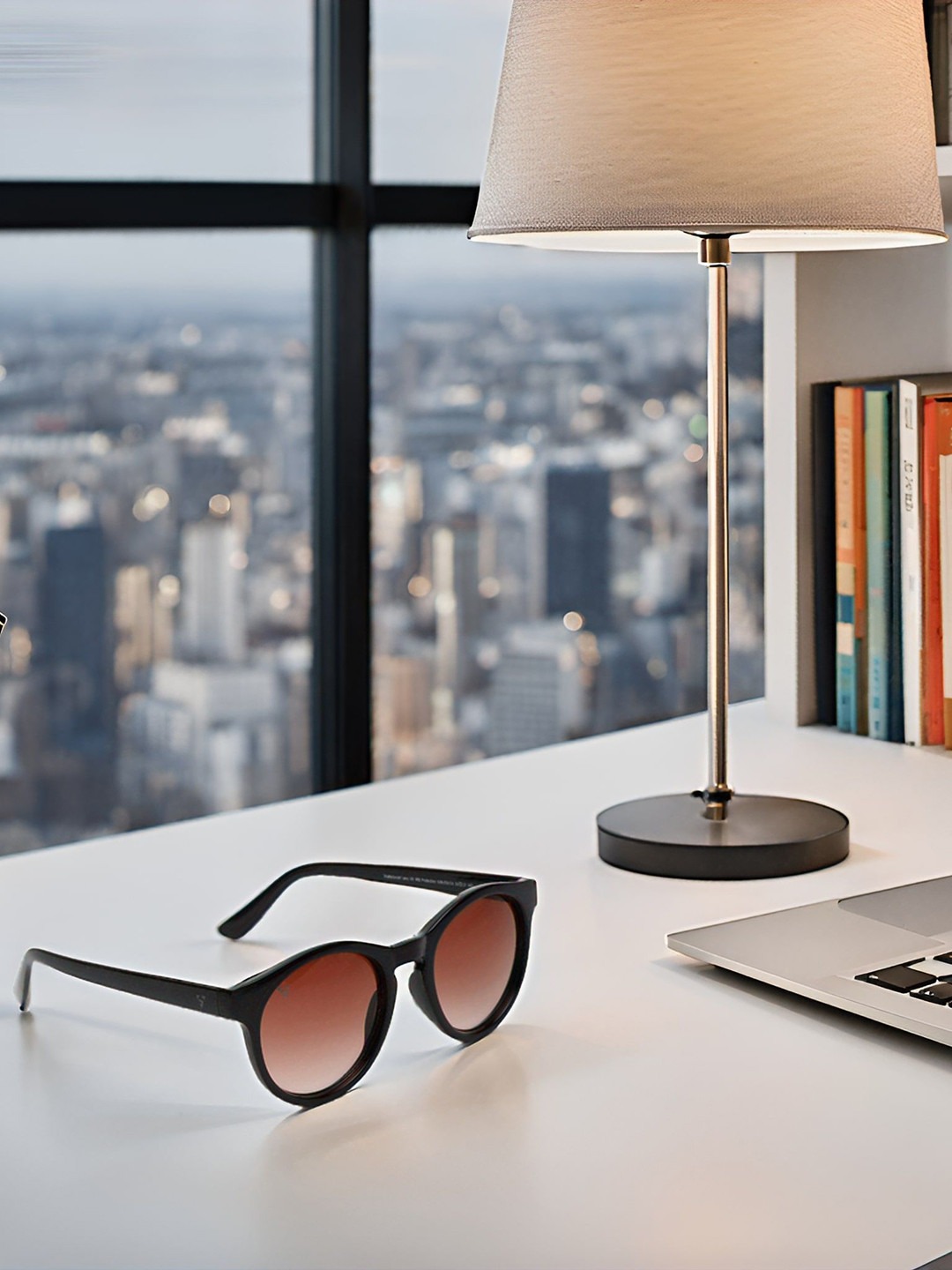 SUNNIES Unisex Round Sunglasses with UV Protected Lens SNS-016-C4(E)-Gradient