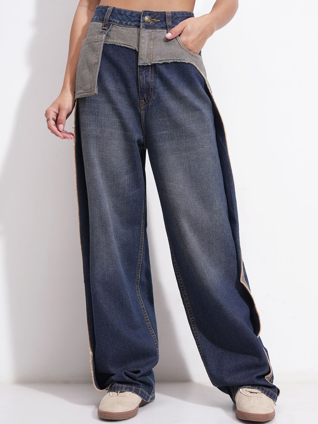 Street By Tokyo Talkies Women Regular Fit Mid-Rise Contrast Panel Cotton Stretchable Jeans