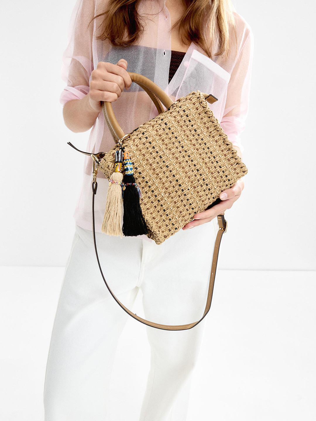 PARFOIS Structured Handheld Bag with Tasselled Detailing