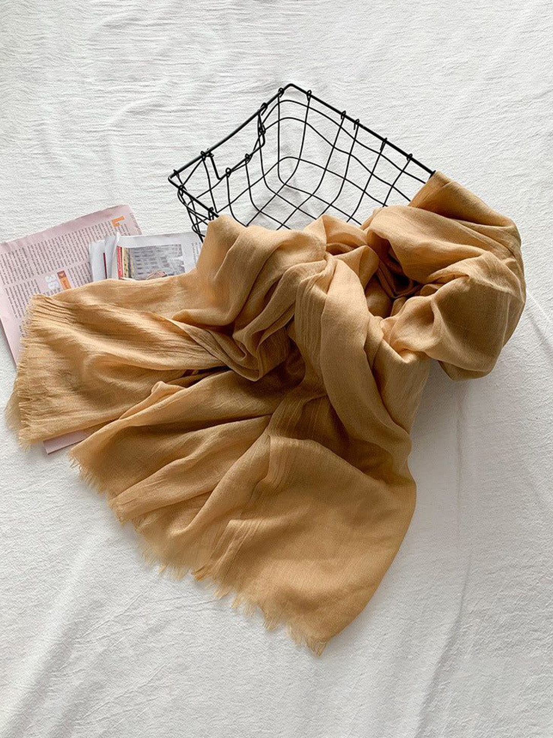 QUECY Women Silk Frayed Broder Stole