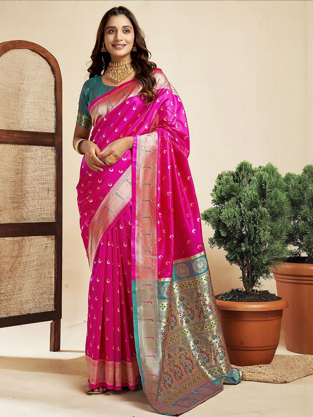 Kedar Fab Women Pink Sarees