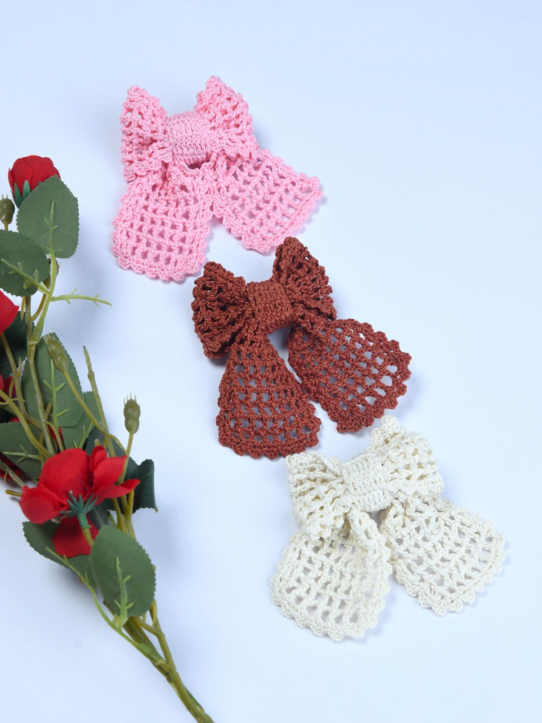 FUNKRAFTS Girls Set of 3 Crochet Bow Alligator Hair Clip