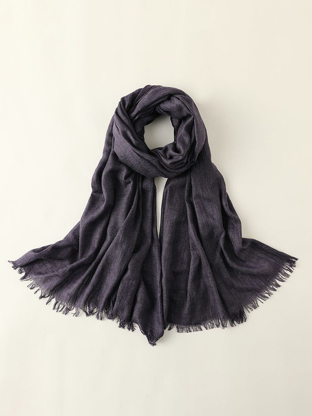 QUECY Women Self Design Scarf with Frayed Border
