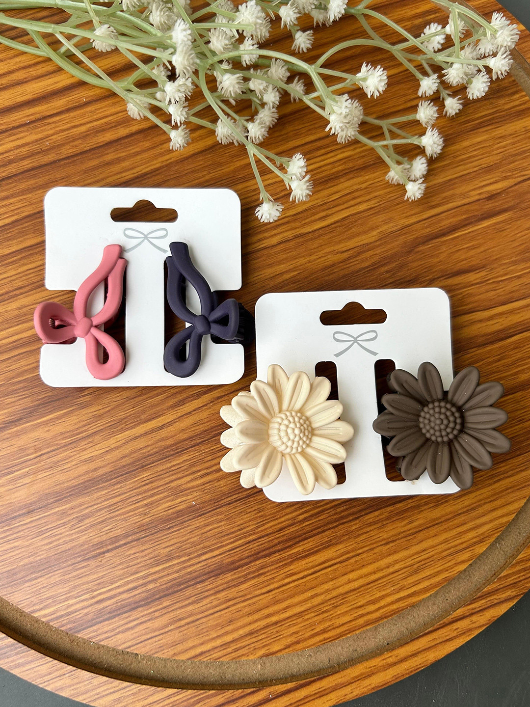 Radhya Accessories Women Set of 4 Minimal Matte 5 CM Flower Bow Hair Claws