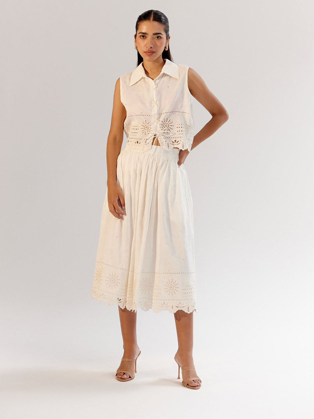 NOIB Freya Women Schiffli Embroidered Shirt Style Crop Top