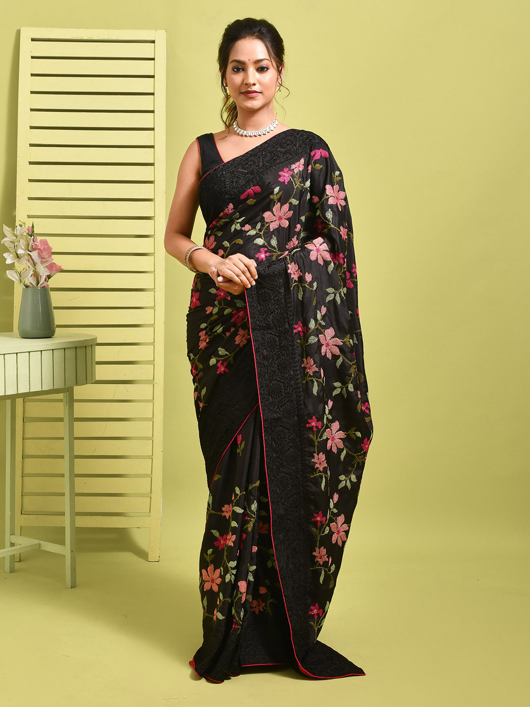 Rupeshwari Foral Embroidered Saree