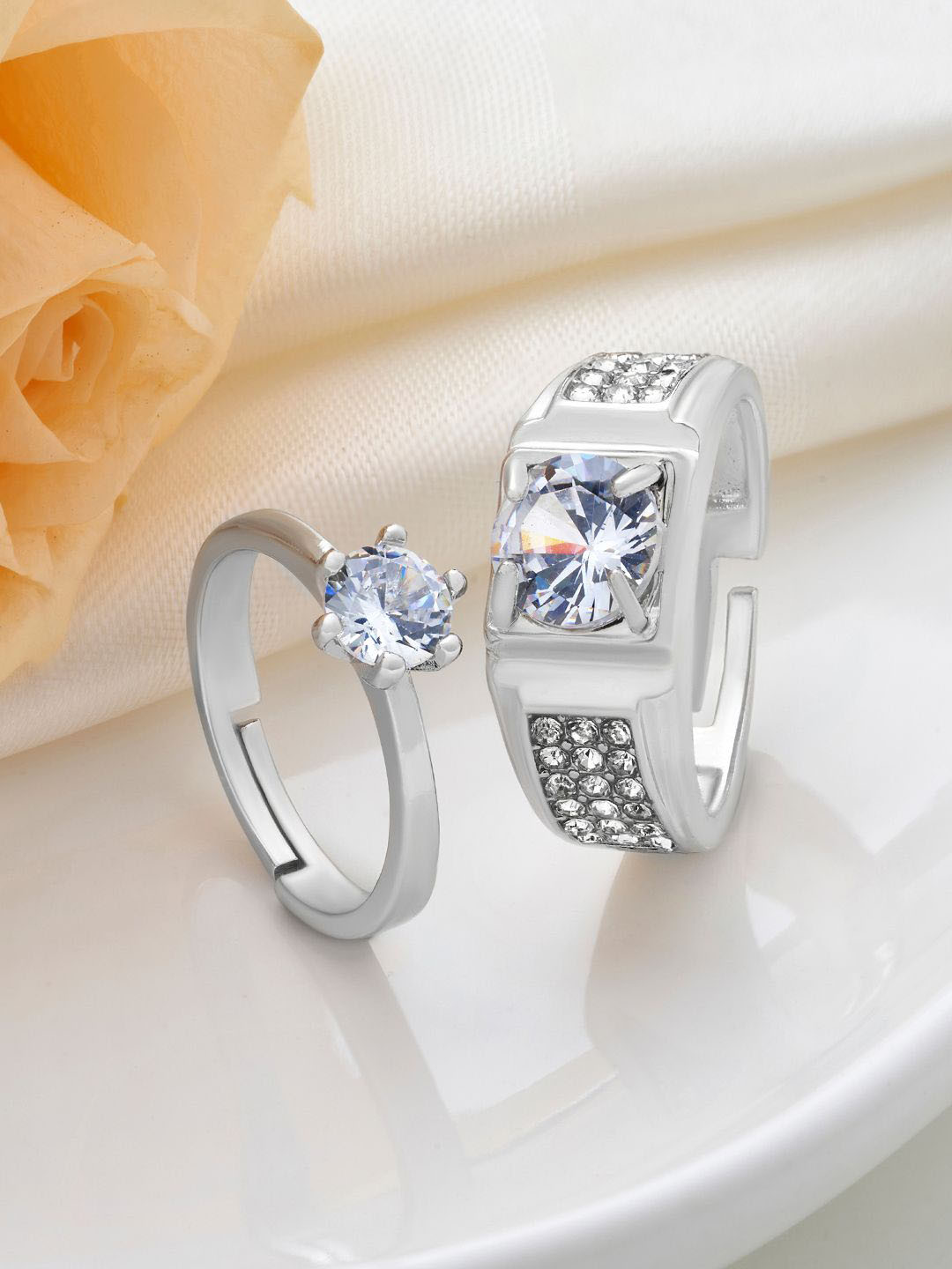 JOKER & WITCH Set Of 2 Stones Studded Bruce & Selina Diamond Couple Rings