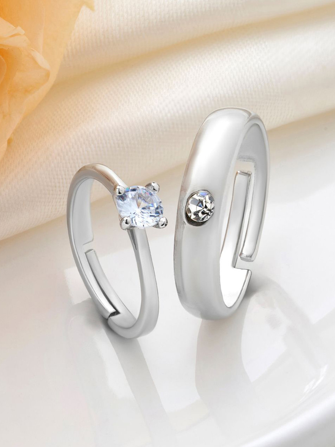 JOKER & WITCH Unisex Set Of 2 Stones Studded Simon & Blue Lifetime Diamond Couple Rings