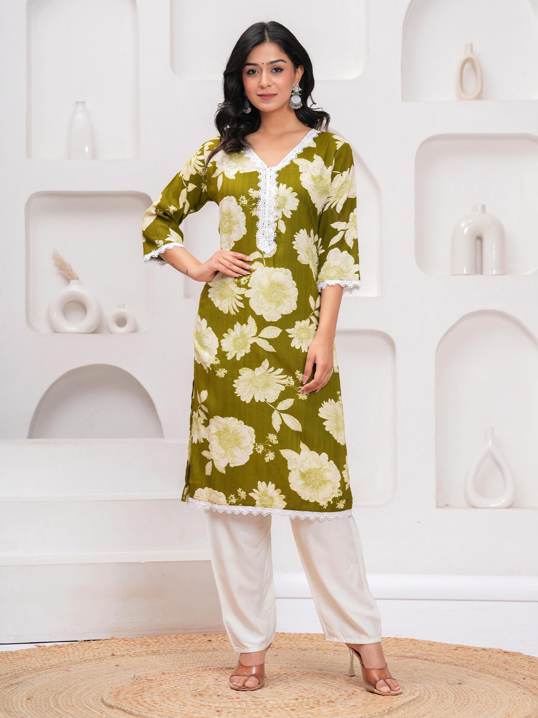 The loom craft Women Floral Printed Daily Straight Kurta