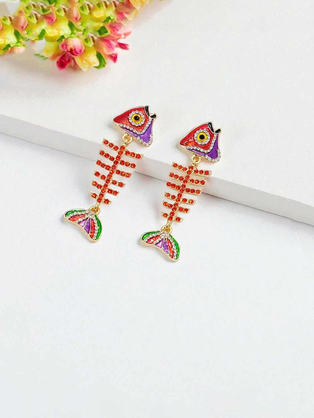 AVANT-GARDE PARIS Gold-Plated Rhinestones Studded Fish Shaped Studs