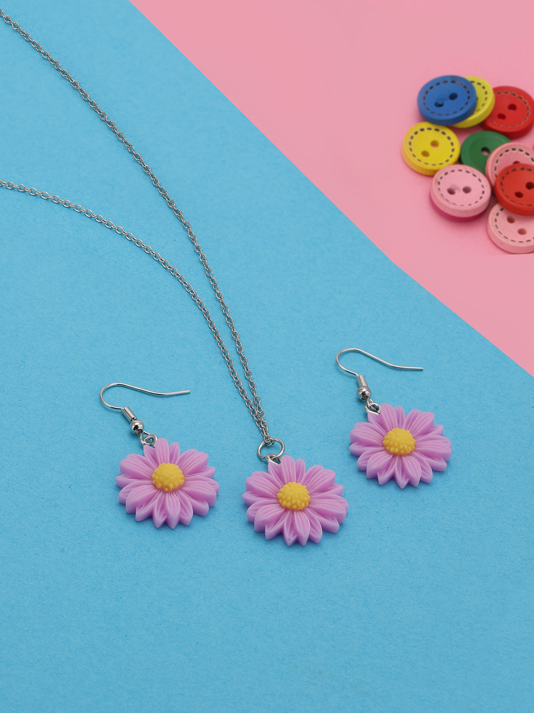 Carlton London Silver Plated Dangling Floral Pendant Fancy Jewellery Set for Girl