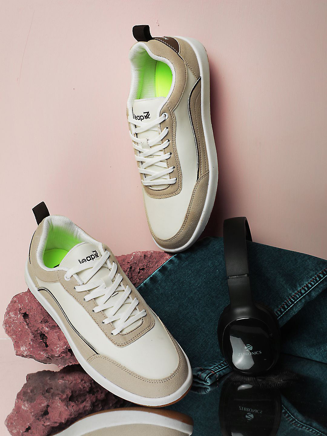 Liberty Clasto Men Colourblocked Lace-Ups Sneakers