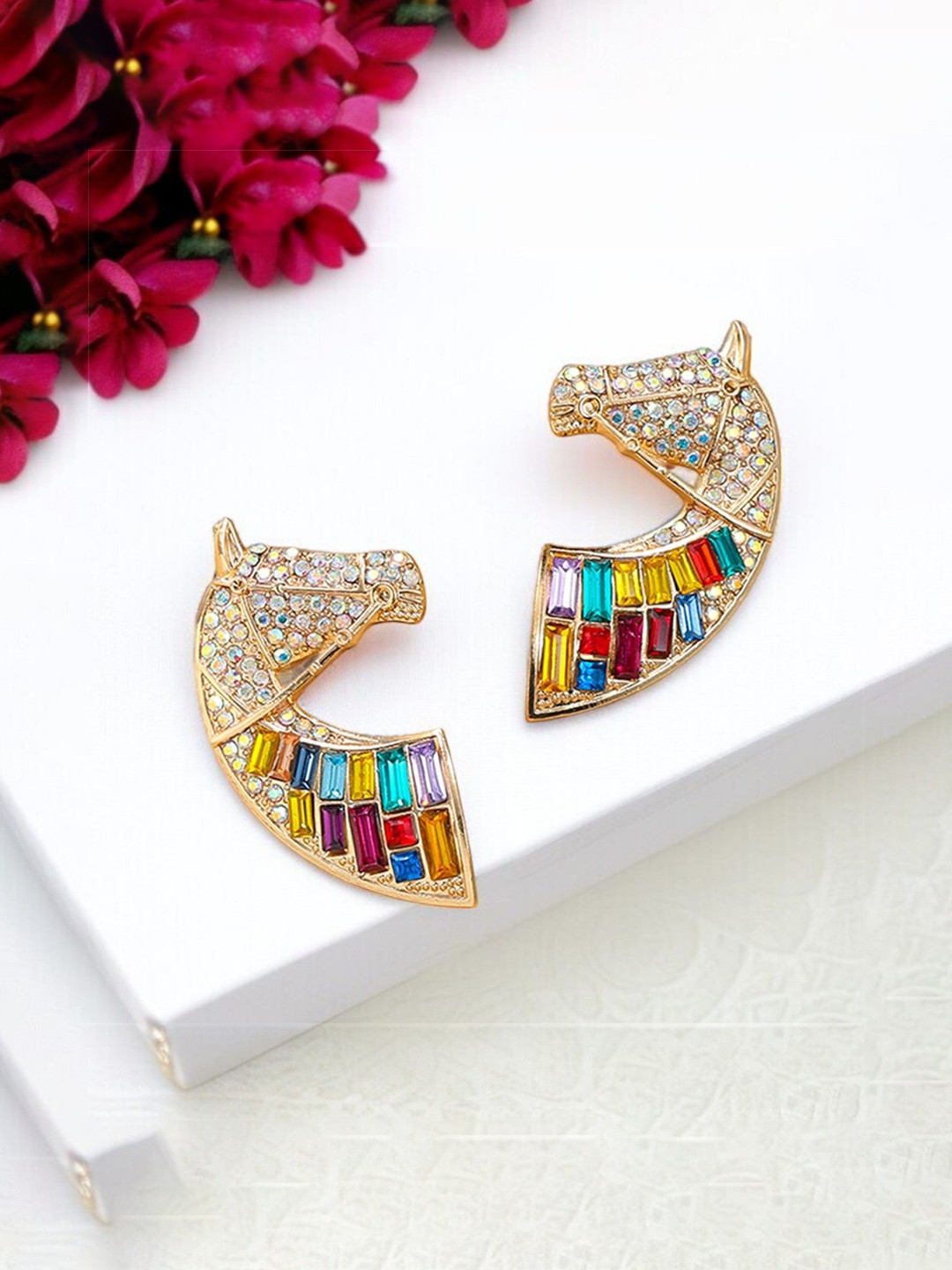 AVANT-GARDE PARIS Gold-Plated Rhinestones Studded Horse Shaped Studs