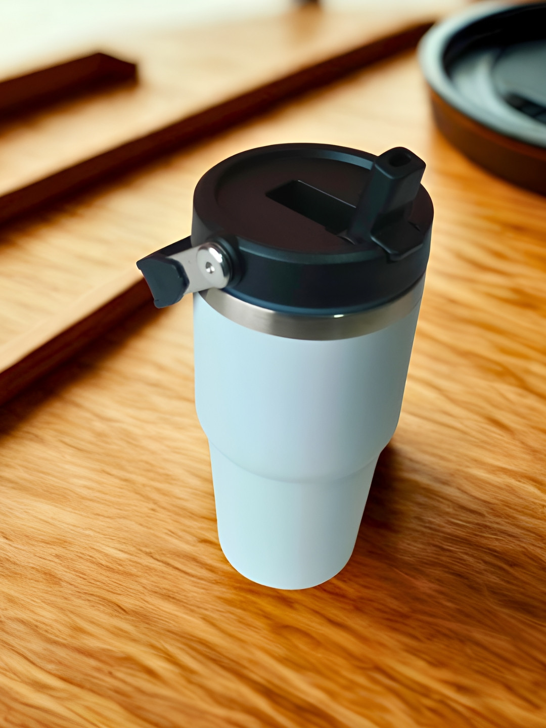 THE HOME CO. White & Black Stainless Steel Matte Insulated Sipper Mug With Handle 300 ml