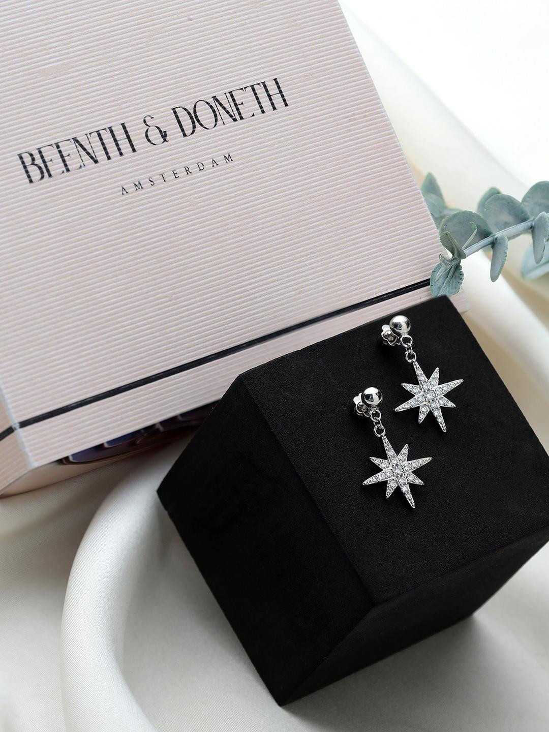 Beenth & Doneth Star Shaped Drop Earrings