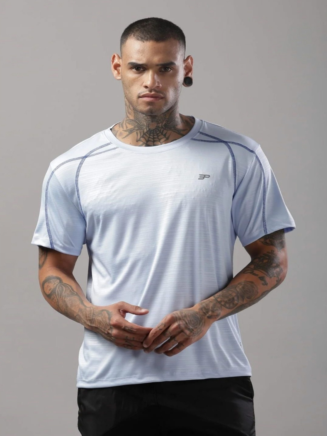 THIRD ELEMENT Emboss Texture Be Limitless Round Neck Raglan Sleeves T-Shirt