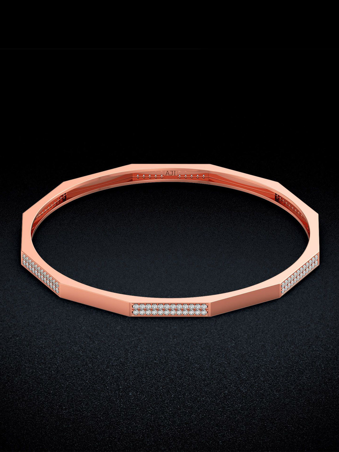 Joyalukkas Gleaming Women Adornment Bangle