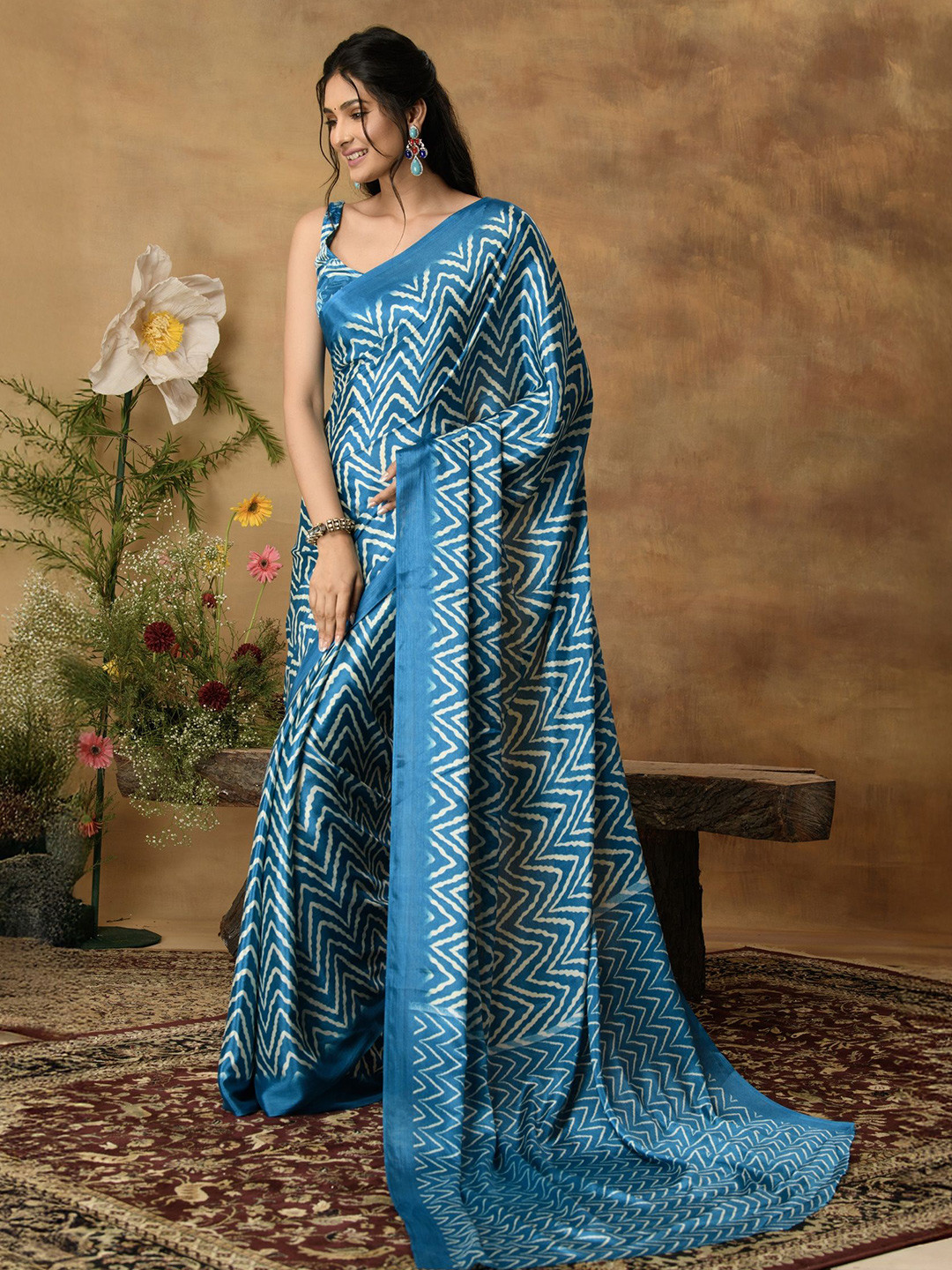 Sangria Lehariya Printed Saree With Unstitched Blouse
