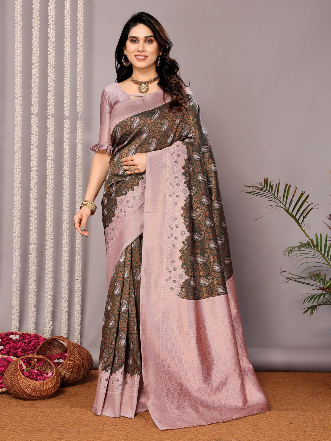 Shriyangan Zari Kanjeevaram Saree