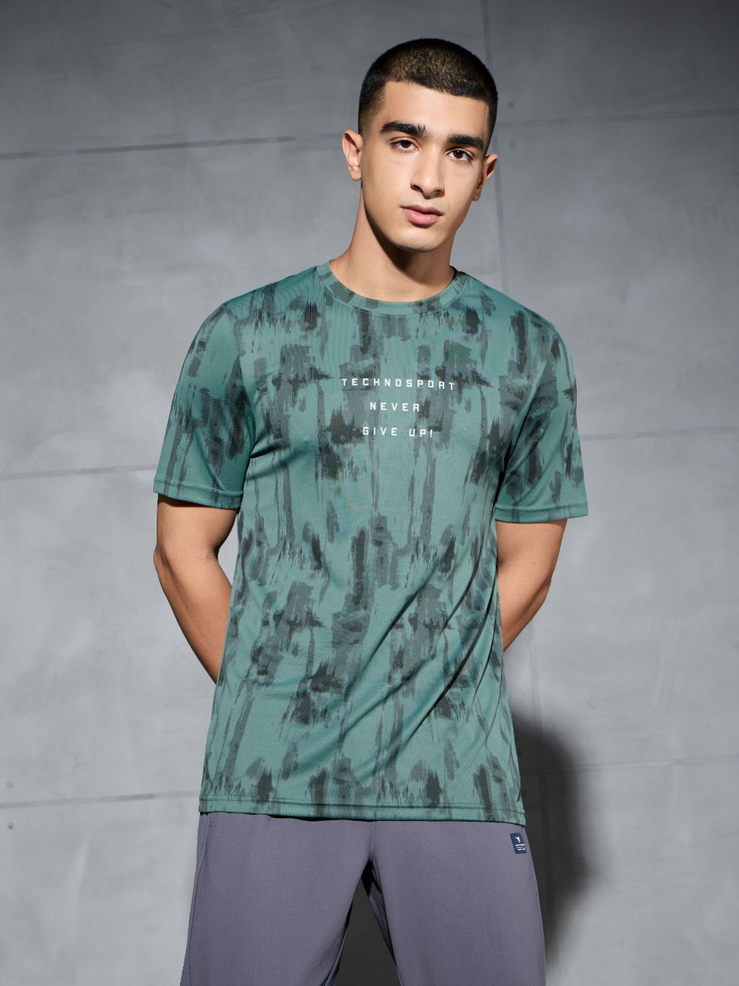 Technosport Men Anti Static Typography Printed Round Neck Slim Fit T-shirt