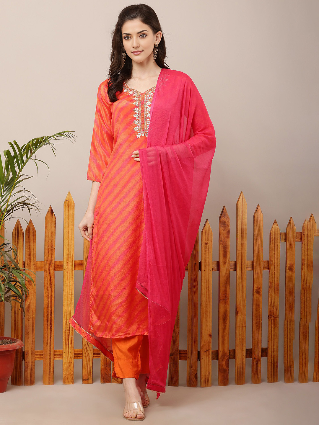 Amodra Women Ethnic Motifs Yoke Design Kurta with Trousers & Dupatta