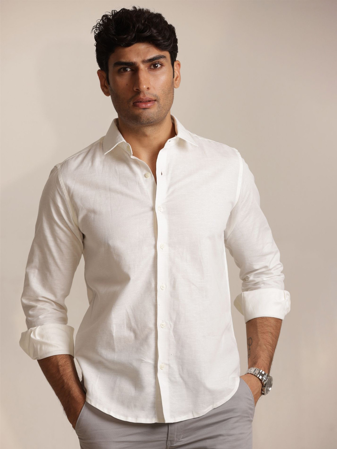 Uncluttered Closet Essential Spread Collar Linen Cotton Standard Fit Shirt