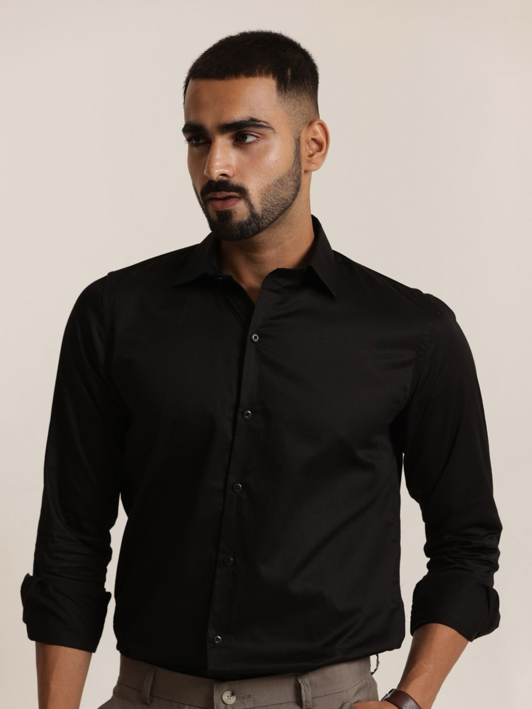 Uncluttered Closet Men Regular Fit Solid Spread Collar Formal Shirt