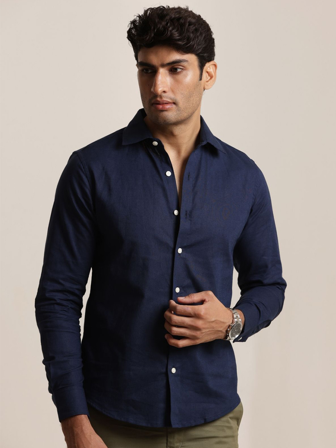 Uncluttered Closet Essential Spread Collar Linen Cotton Standard Fit Shirt