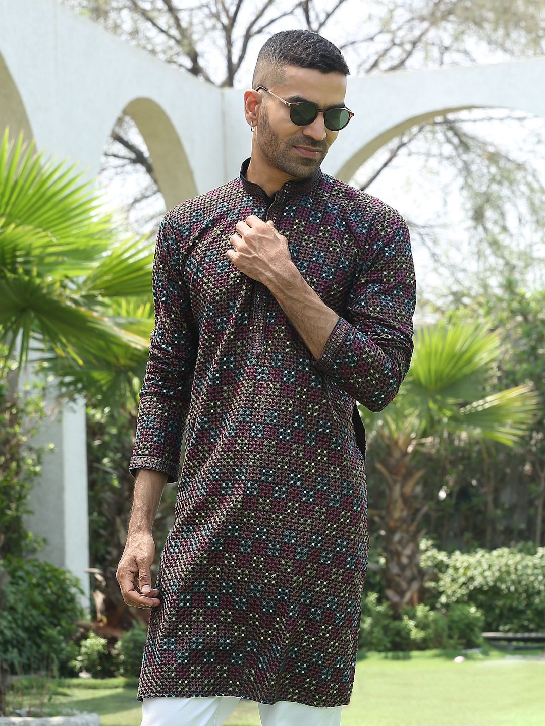 KRAFT INDIA Floral Embroidered Mandarin Collar Thread Work Straight Kurta