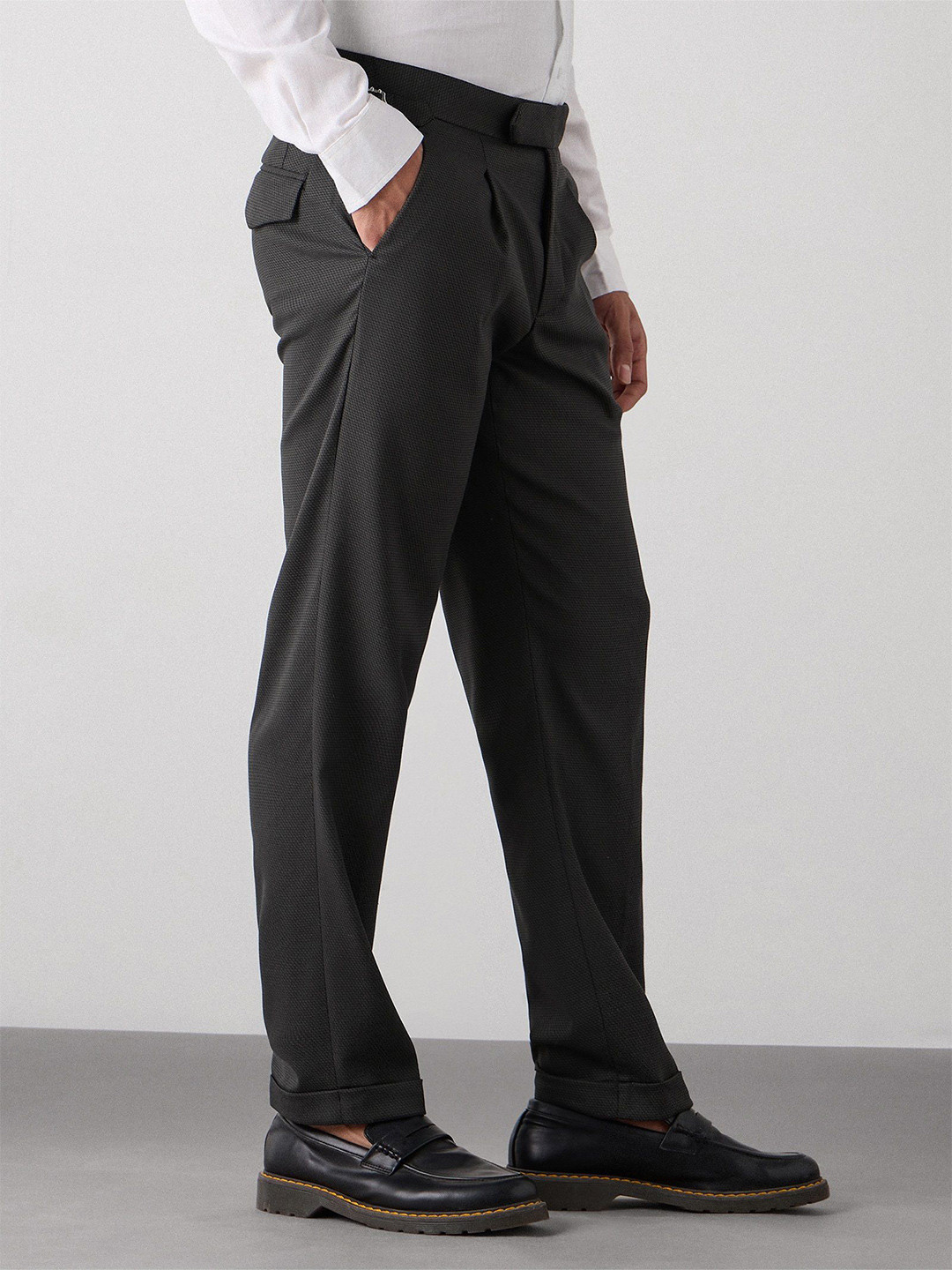 Stori Men Smart Straight Fit Mid-Rise Pleated Formal Trousers