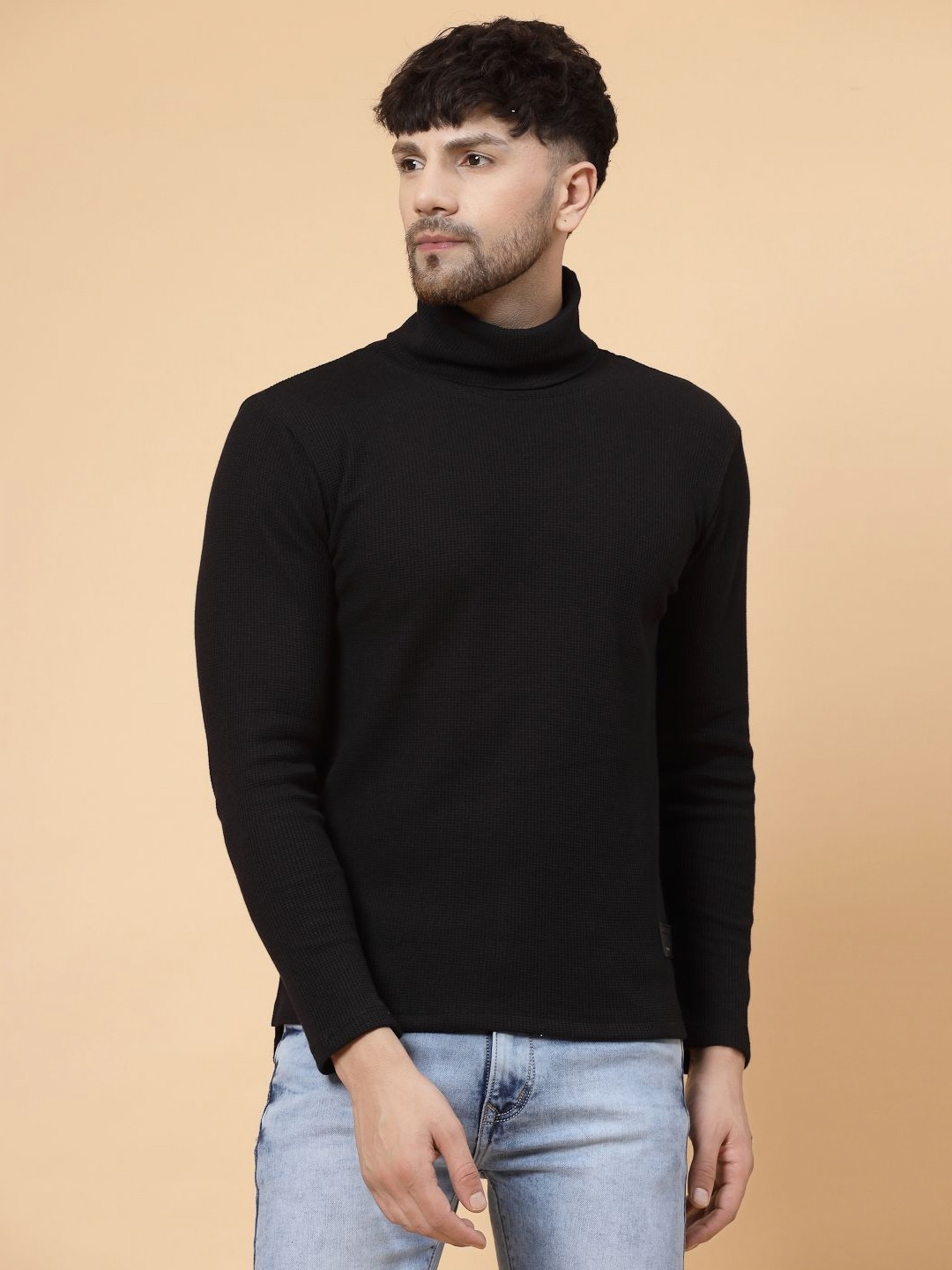 Metronaut Men Solid Turtle Neck Cotton T-shirt