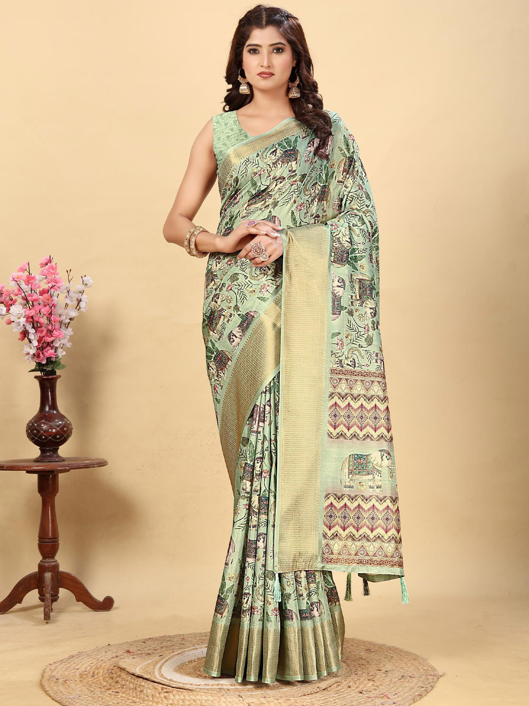 J 6 DESIGNER Kalamkari Printed Woven Design Zari Saree
