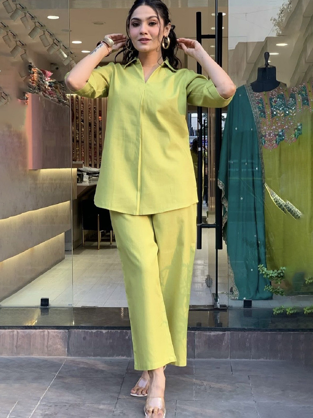 ALLEN WEAVE Shirt Collar Top With Trousers