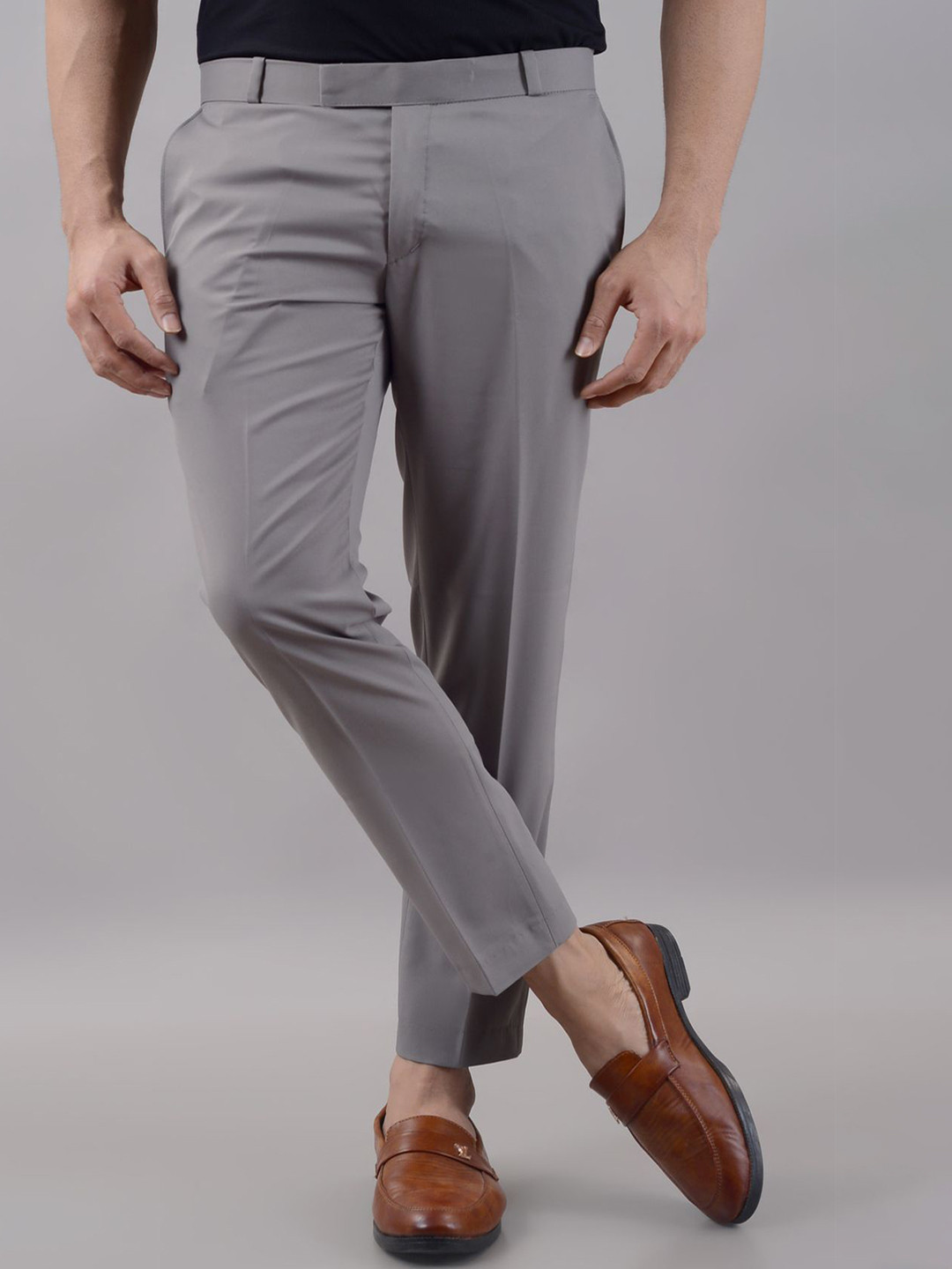 VILLAIN Men Light Purple Solid Mid-Rise Stretchable Formal Trousers