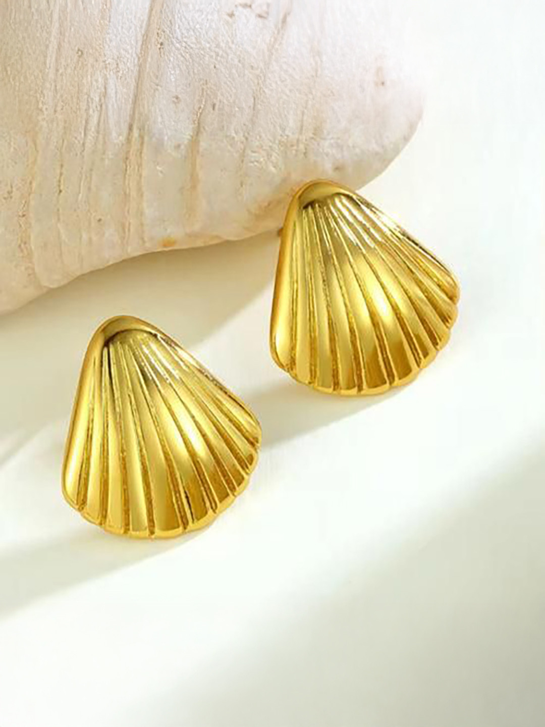 DressBerry 18K Gold-Plated Stainless Steel Seashell Shaped Studs