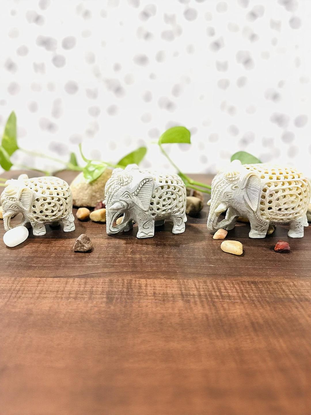 ALTAICA 3Piece Inlay Work Marble Elephant Family  Showpiece