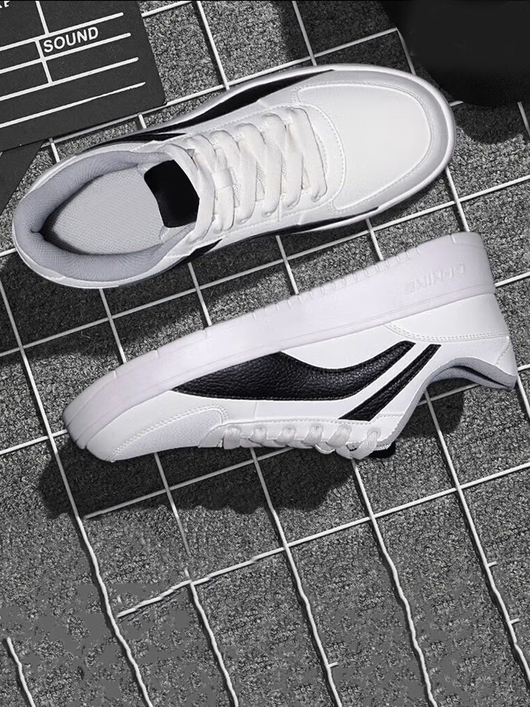 LABBIN Men PU Lace-Ups Sneakers
