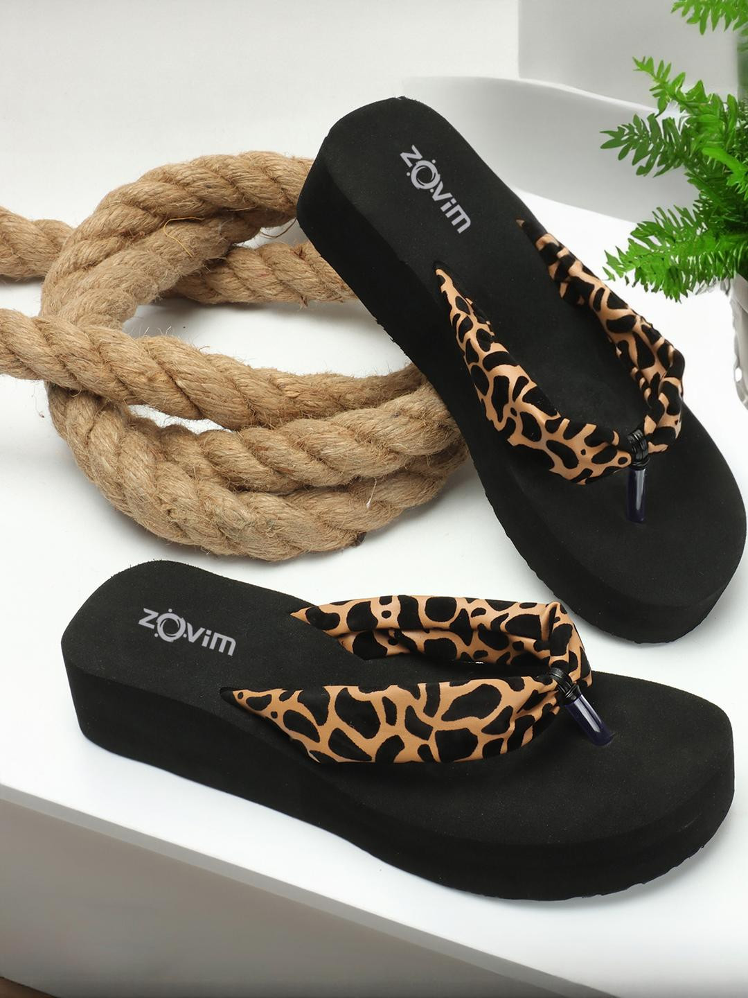 ZOVIM Women Printed Thong Flip-Flops