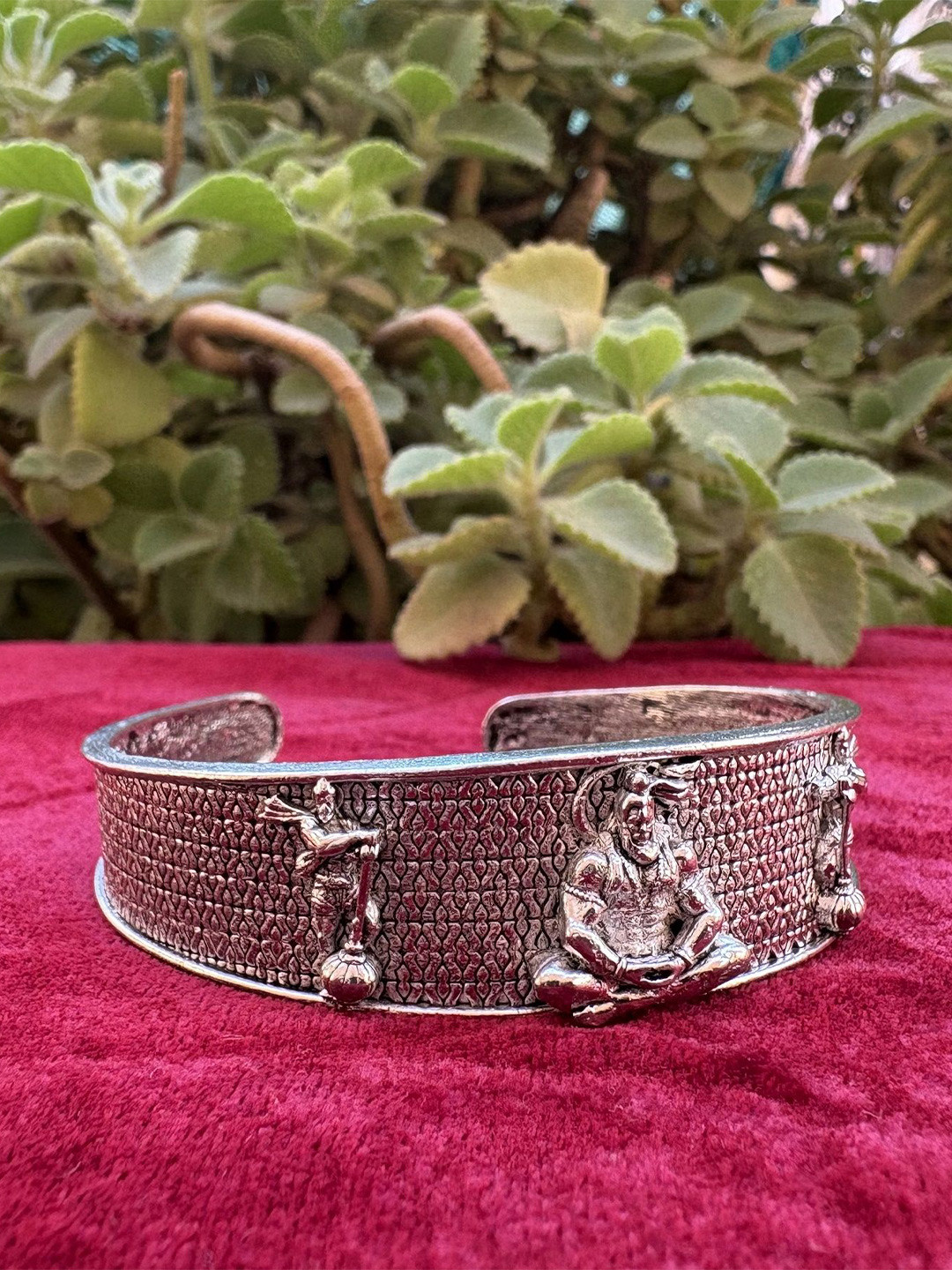 VS Unique Collection Men 3 Mukhi Mahabali Bajrangbali Hanuman Ji Half Bracelet