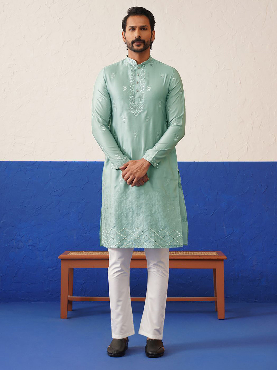 TheEthnic.Co Ethnic Motifs Embroidered Sequinned Ceremonial Pure Silk Kurta