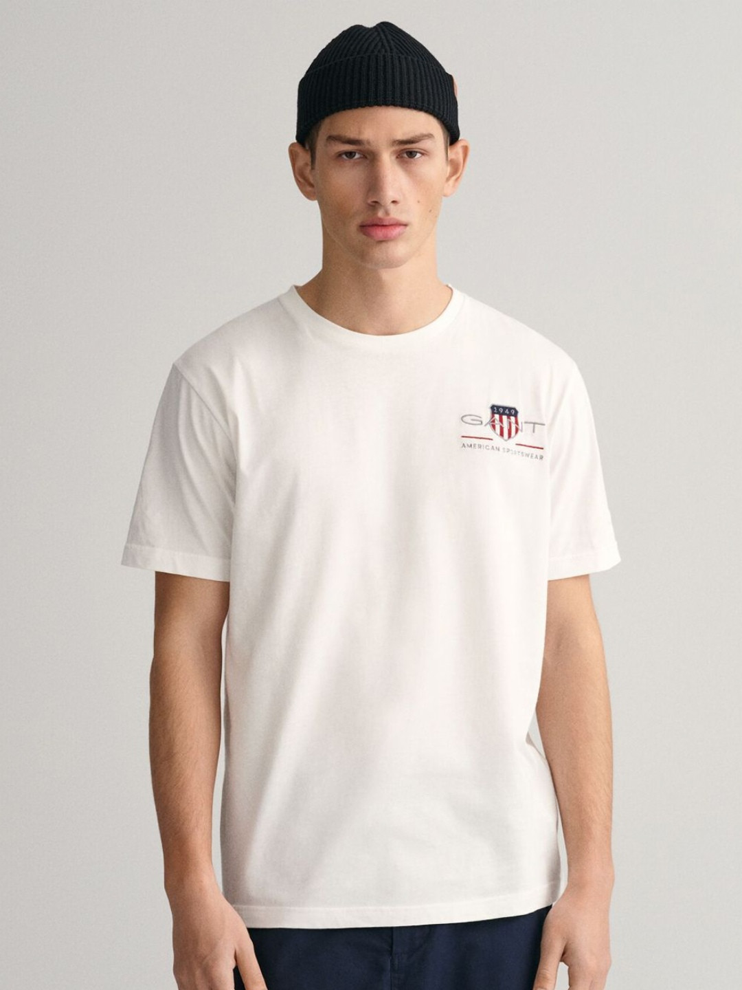 GANT Round Neck Embroidered Pure Cotton Archive Shield T-shirt