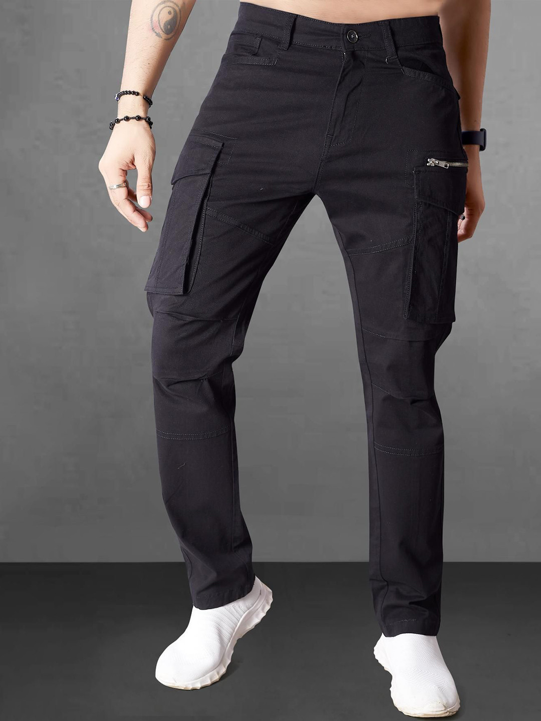 THE BEETEL HOUSE Men Relaxed Straight Leg Easy Wash Cotton Cargos Trousers