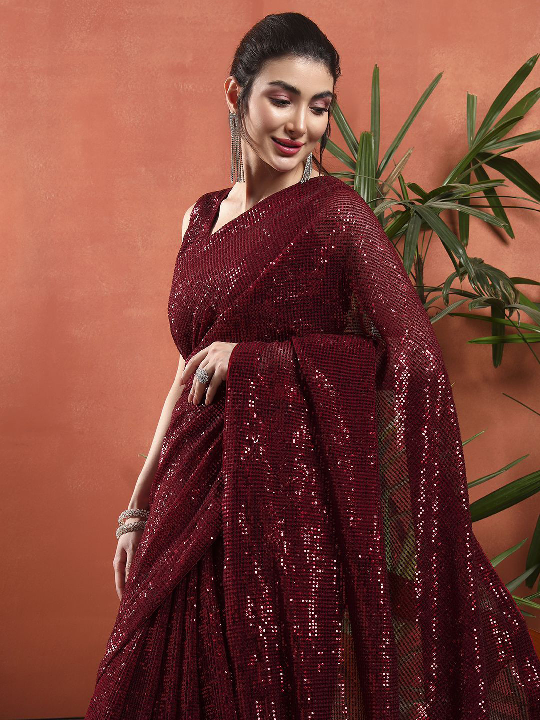 Chhabra 555 Women Cocktail Bling Flowy Embellished Sequinned Saree