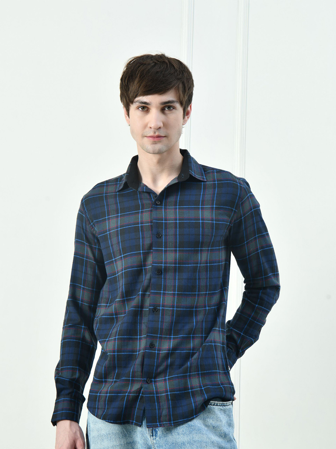 KISSOSS Slim Fit Tartan Checks Checked Spread Collar Cotton Casual Shirt