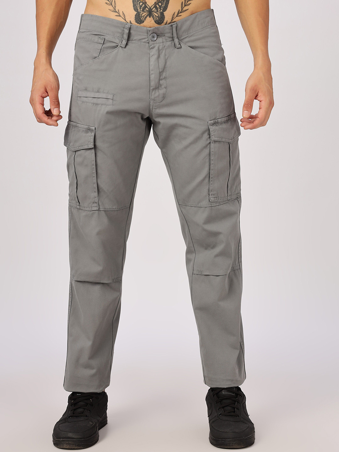NEVER NEUD Men Relaxed Fit Dyed Bulky Cargos Trousers