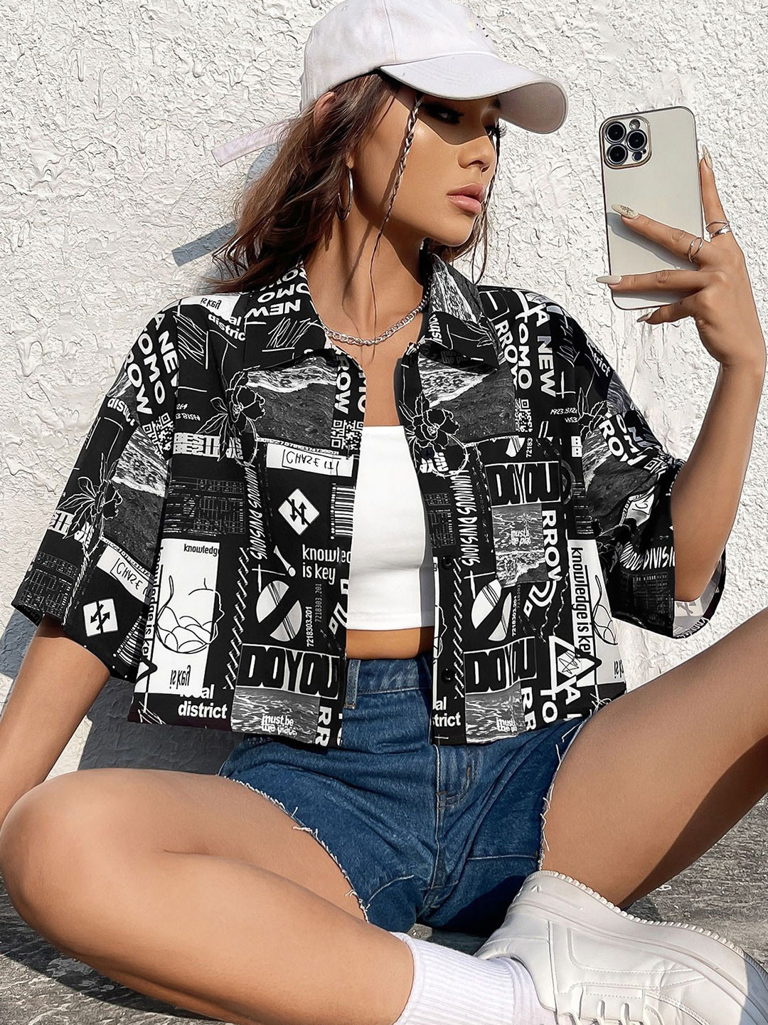AAHWAN Graphic Printed Spread Collar Relaxed Fit Crop Shirt