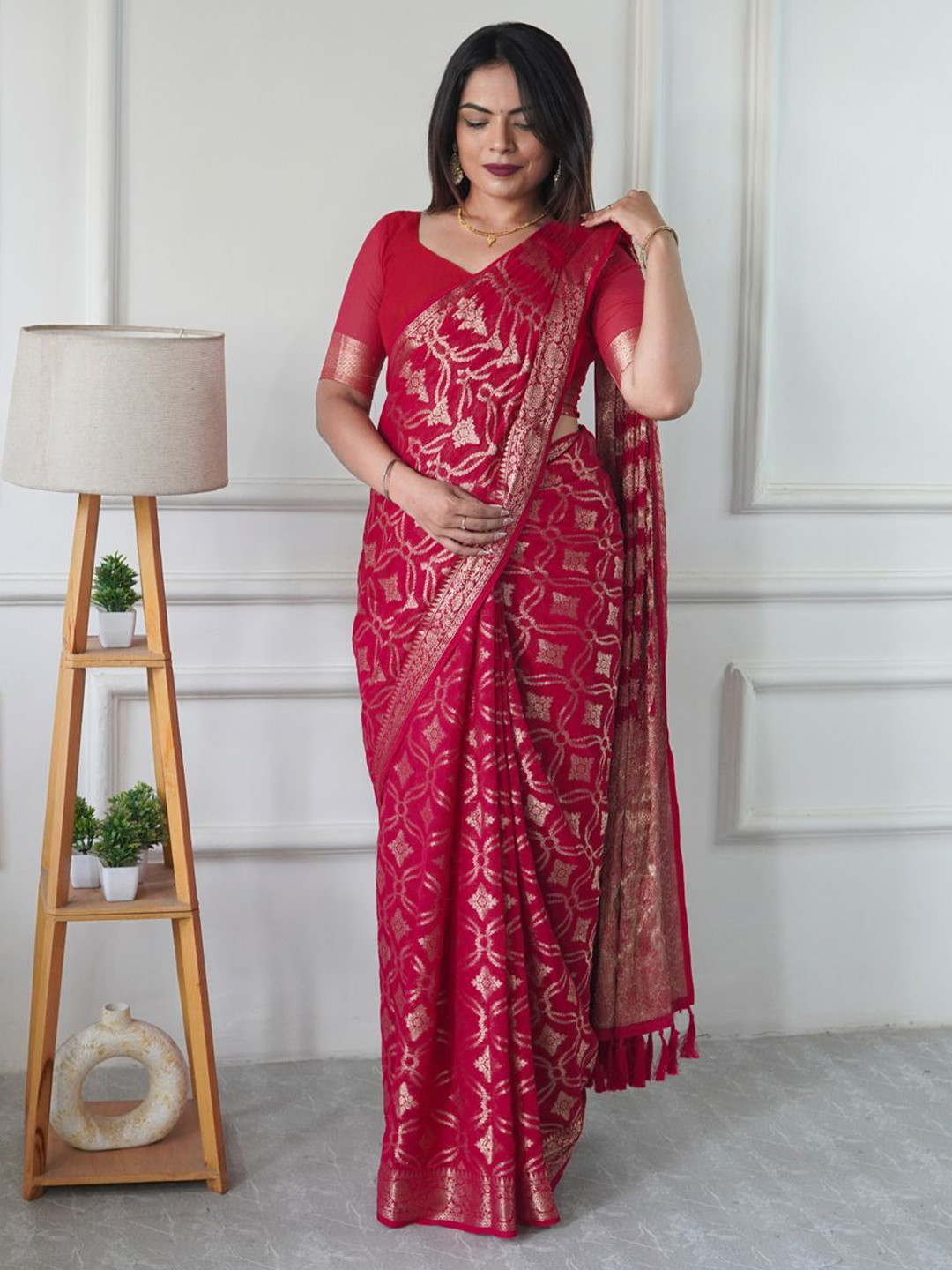 FLOURIOUS Woven Design Zari Pure Georgette Ready to Wear Banarasi Saree